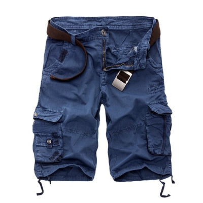 Pantalones cortos holgados militares. Shorts cargos para hombre.