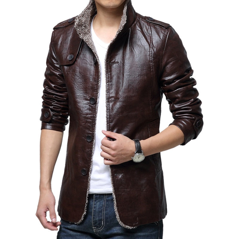 Chaqueta de piel sintética para hombre. Abrigo grueso ajustado de manga larga. Campera con cuello levantado.