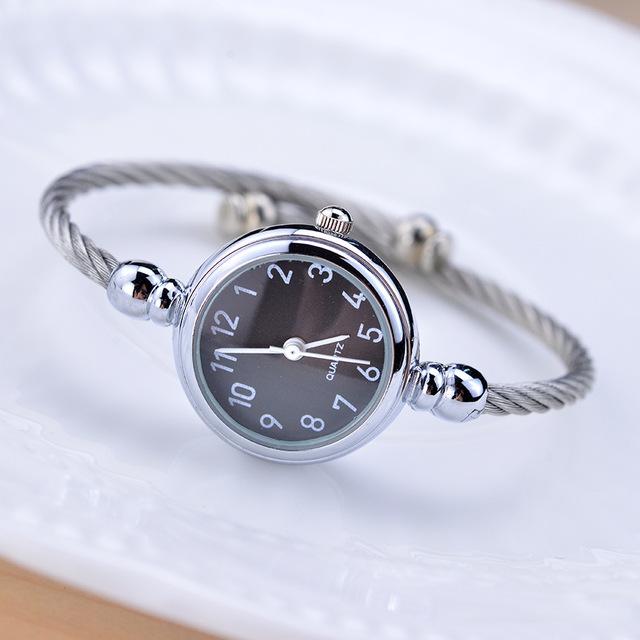 Reloj Pulsera Sencillo Plata Mujer Dama Pequeño Elegante